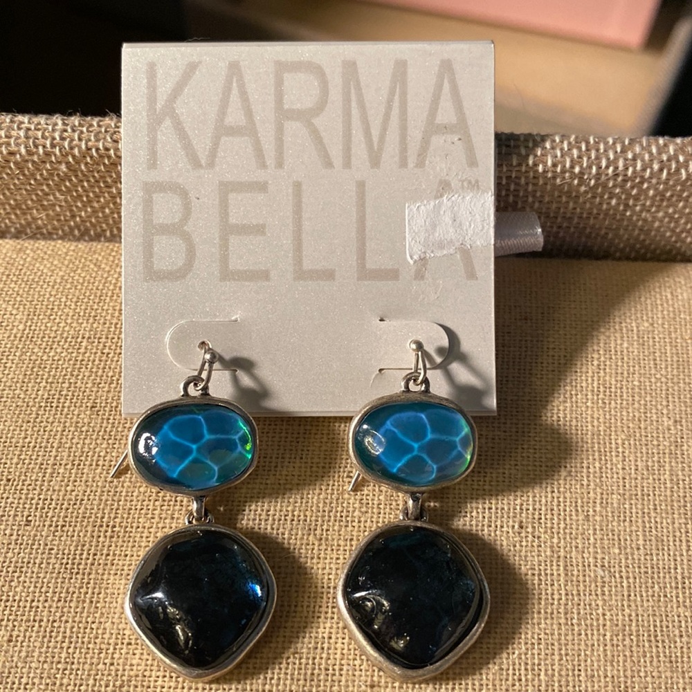 NWT Karma Bella drop earrings